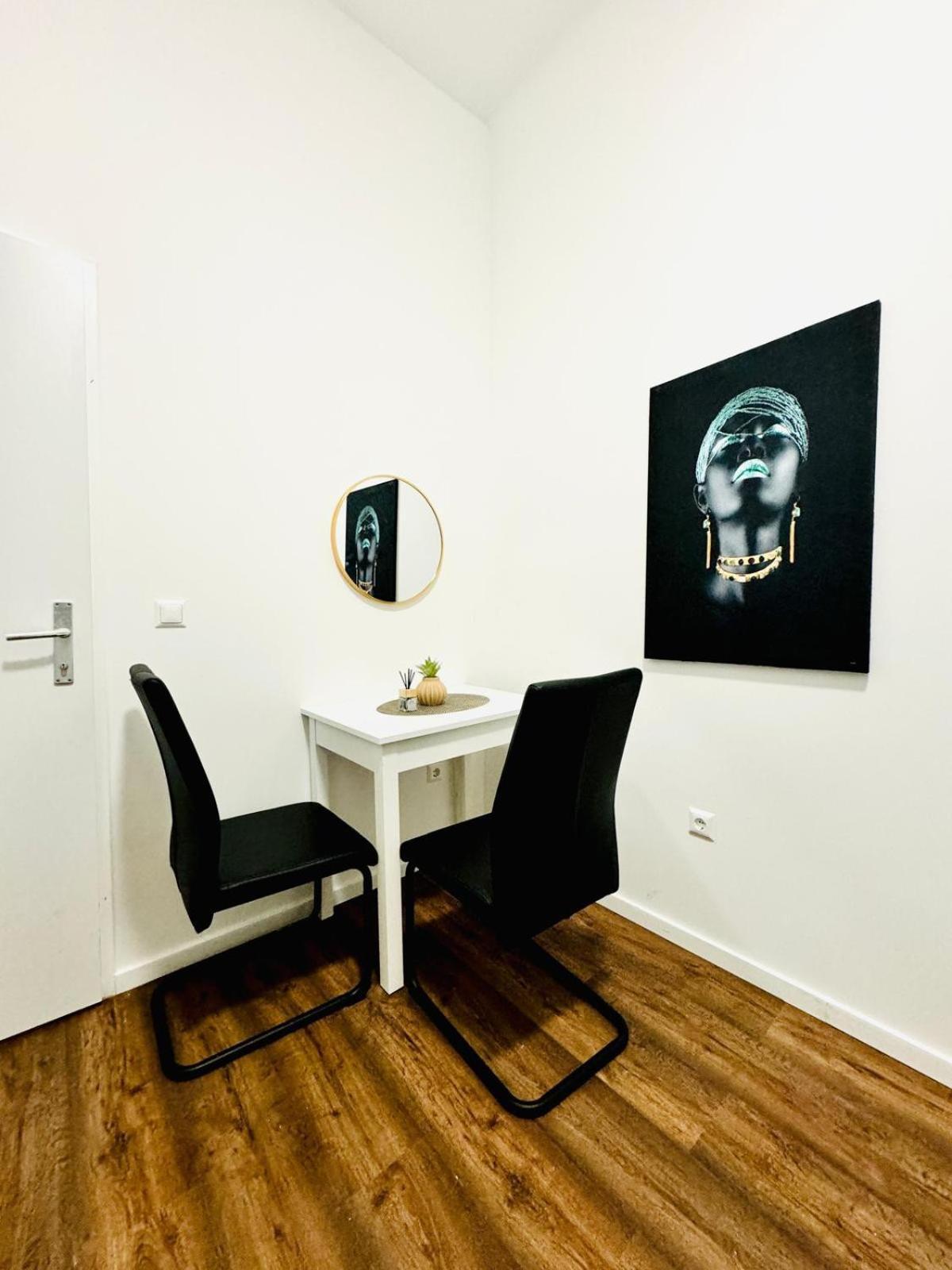 Affordable 5 Bedroom Apartment, Near Atzgersdorf Park * Wien