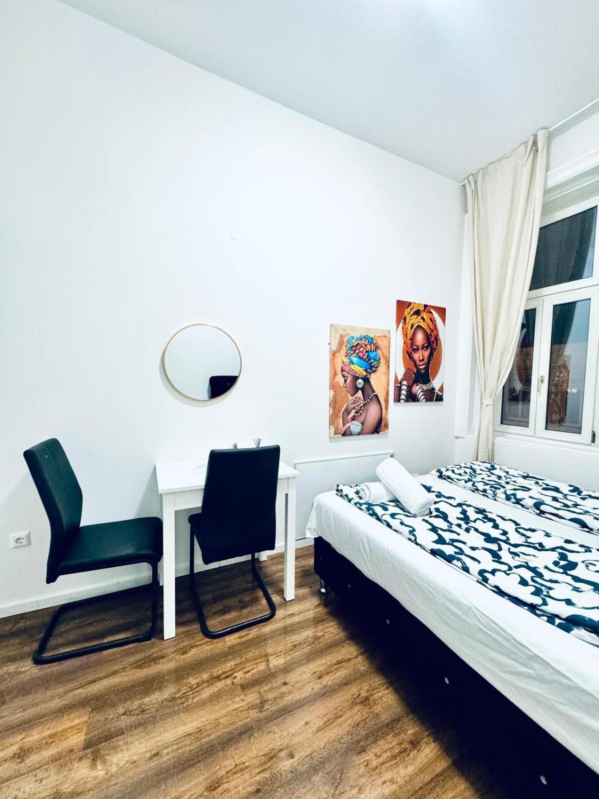 Affordable 5 Bedroom Apartment, Near Atzgersdorf Park Apartment Wien