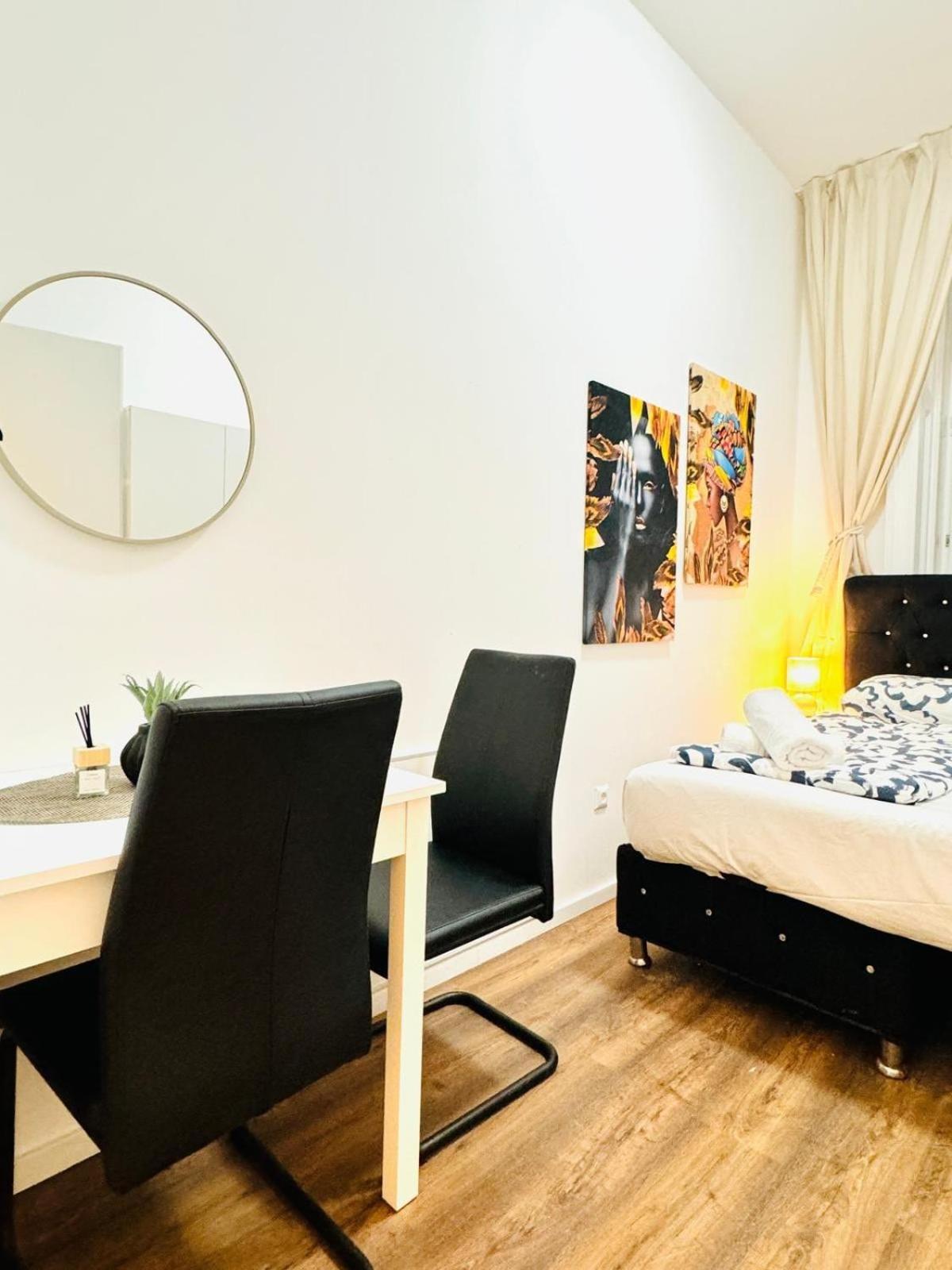 Affordable 5 Bedroom Apartment, Near Atzgersdorf Park * Wien